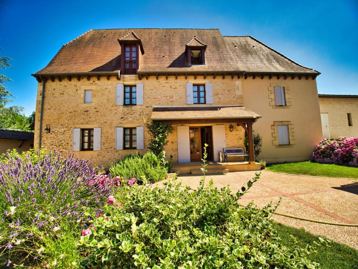 Logis Hotel Archambeau Thonac Екстериор снимка