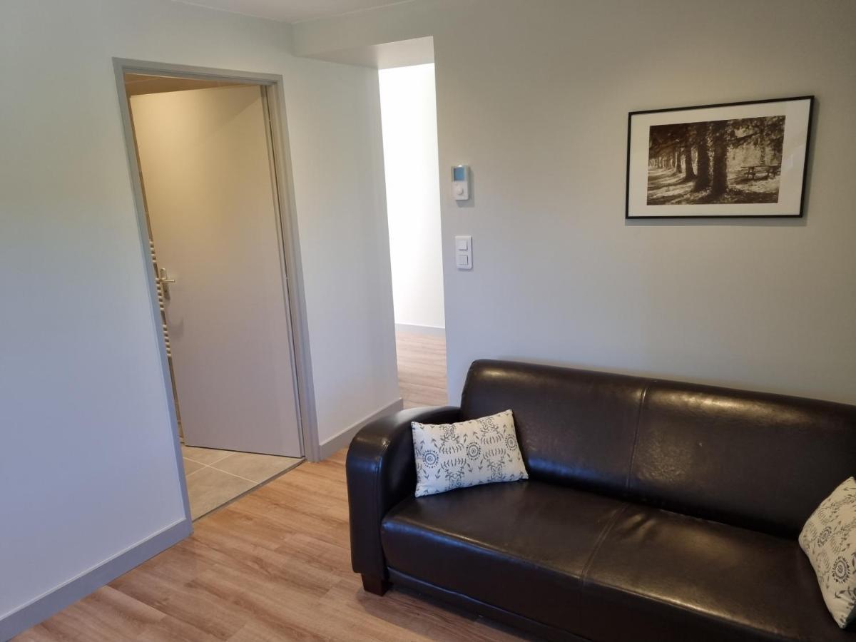 Logis Hotel Archambeau Thonac Екстериор снимка