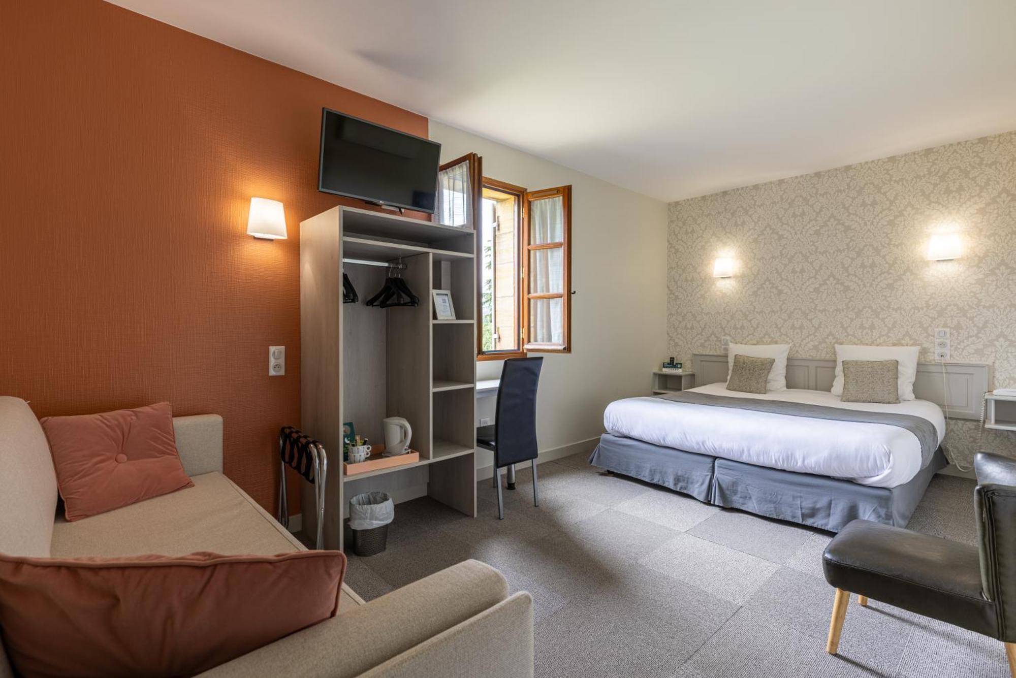 Logis Hotel Archambeau Thonac Екстериор снимка